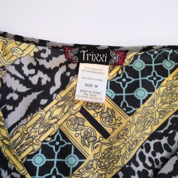 Trixxi Geometric Print Mini Dress Size Medium - Picture 2 of 3